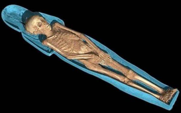 مومیایی دختر کوچک مصری