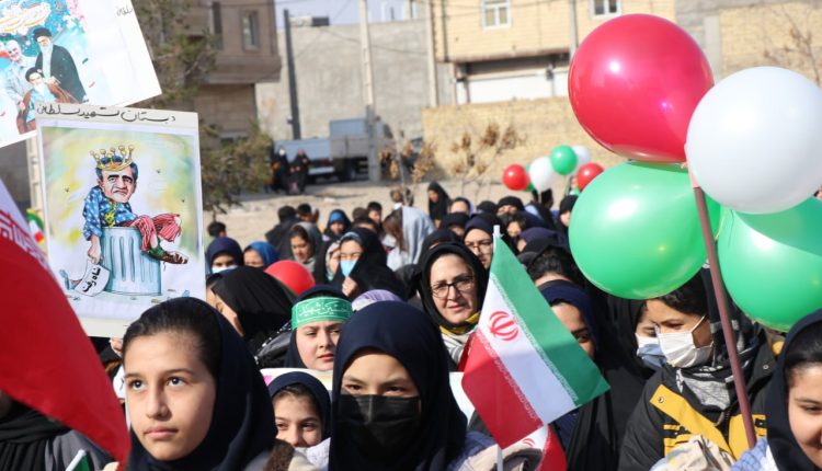 حماسه باشکوه جشن انقلاب درفشافویه | انعکاس ری